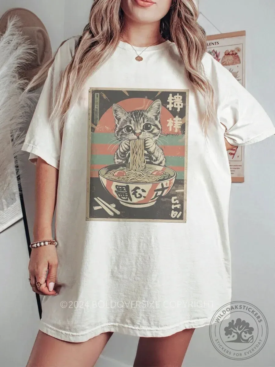 Vintage Japanese Ramen Cat Eating Noodles Graphic Print T-Shirt